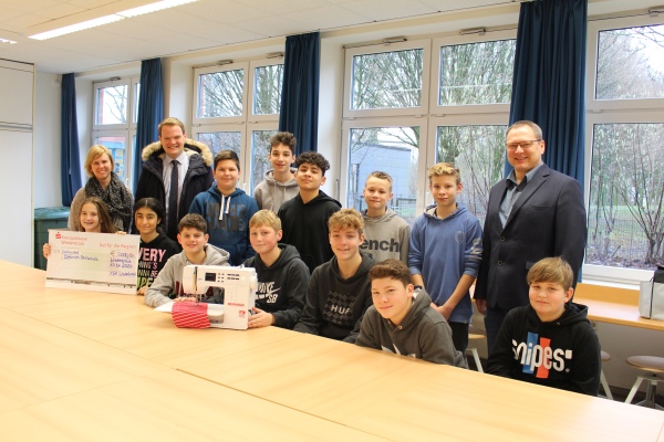 Neue Nähmaschinen an der ORS