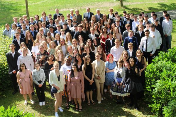 „10 Jahre Glücksspiel“ an der Osterrath-Realschule 